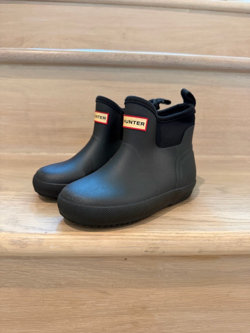 Hunter Kids Black Chelsea-Style Waterproof Rain Boots